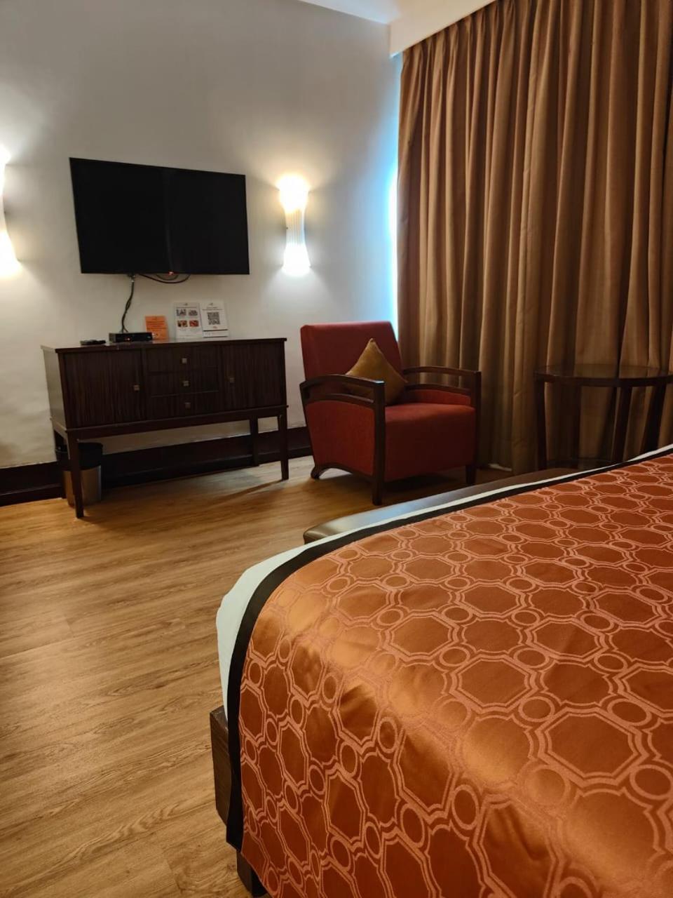 Pride Hotel, Chennai Eksteriør billede