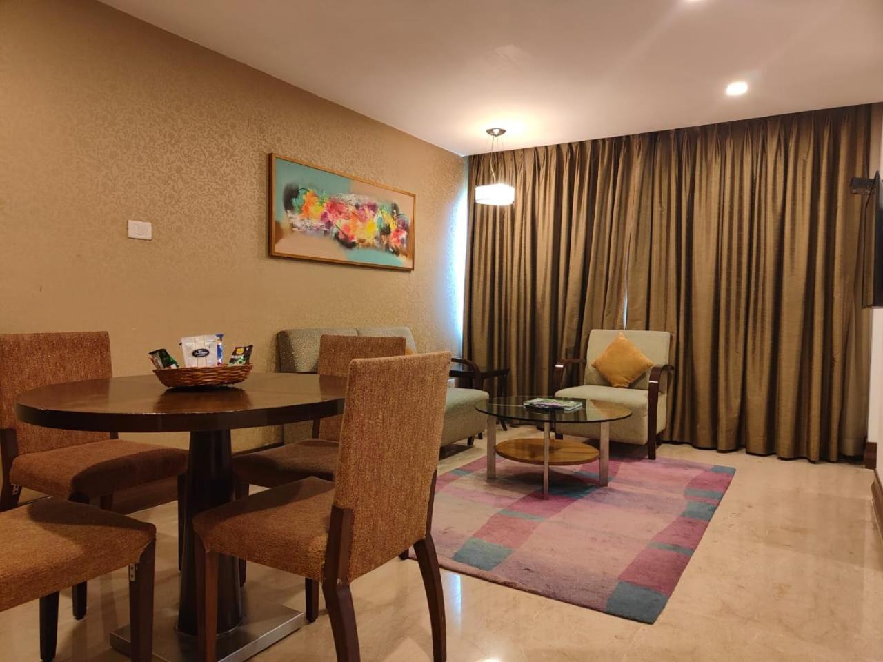 Pride Hotel, Chennai Eksteriør billede